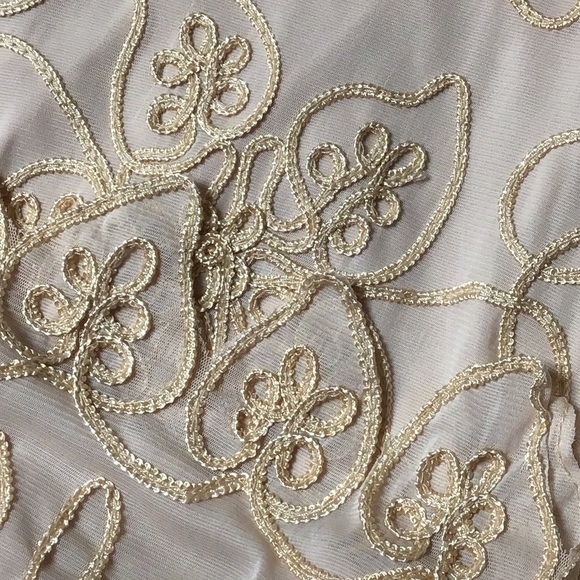 Tunique sans manches en soie brodée, crème dorée, gr. XL Pretty Angel - Picture 6 of 7